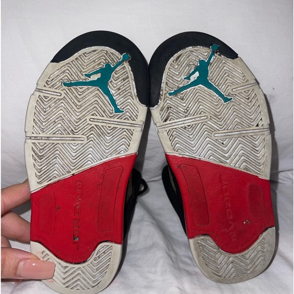 Air Jordan 5 Retro sneakers kids 9C - Picture 11 of 12